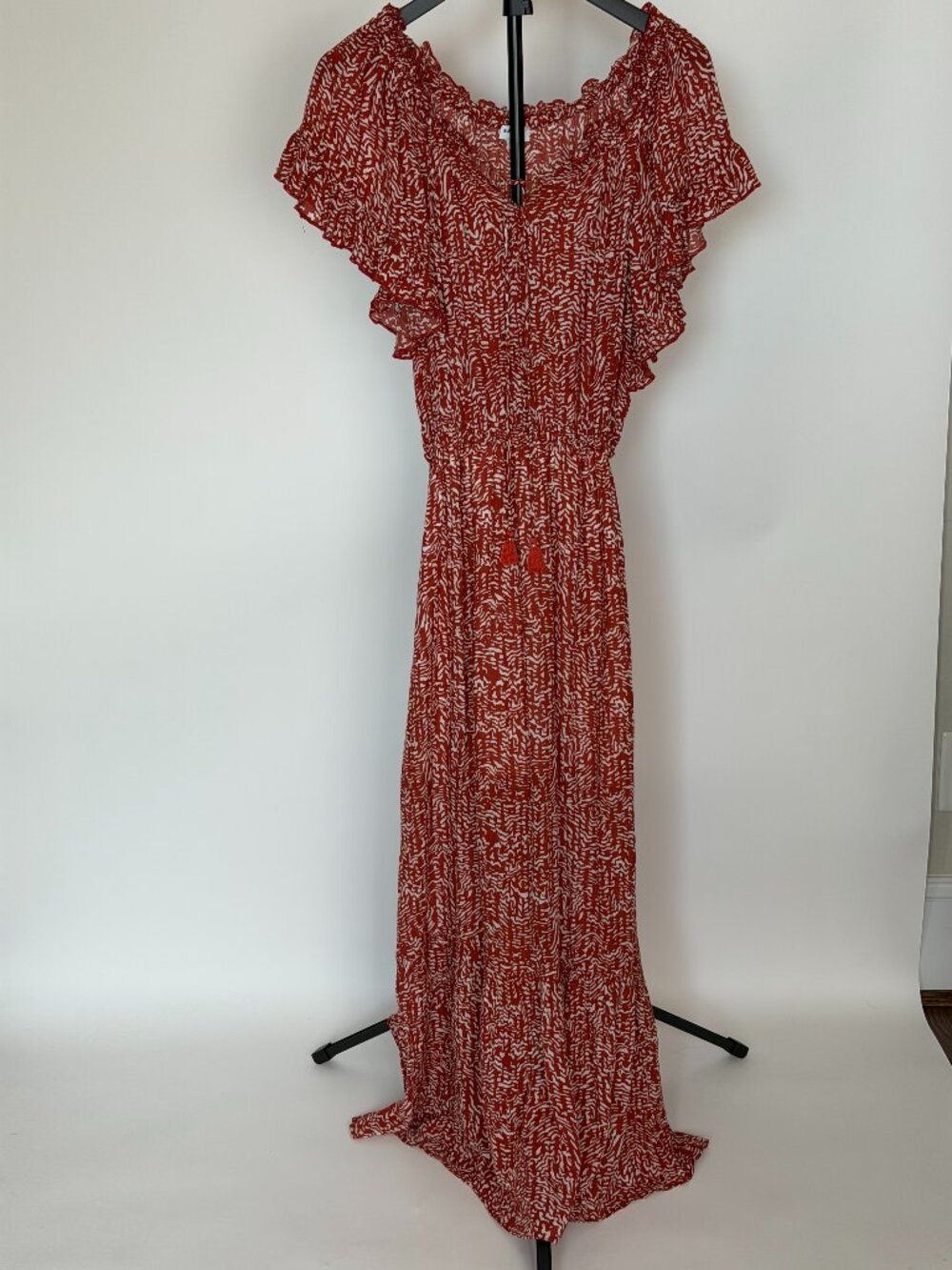 Red White Printed Off Shoulder Maxi Dress